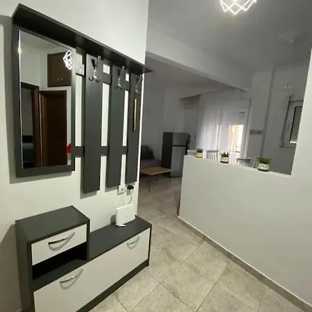 διαμέρισμα στο κέντρο των σερρών Lejlighed Serres